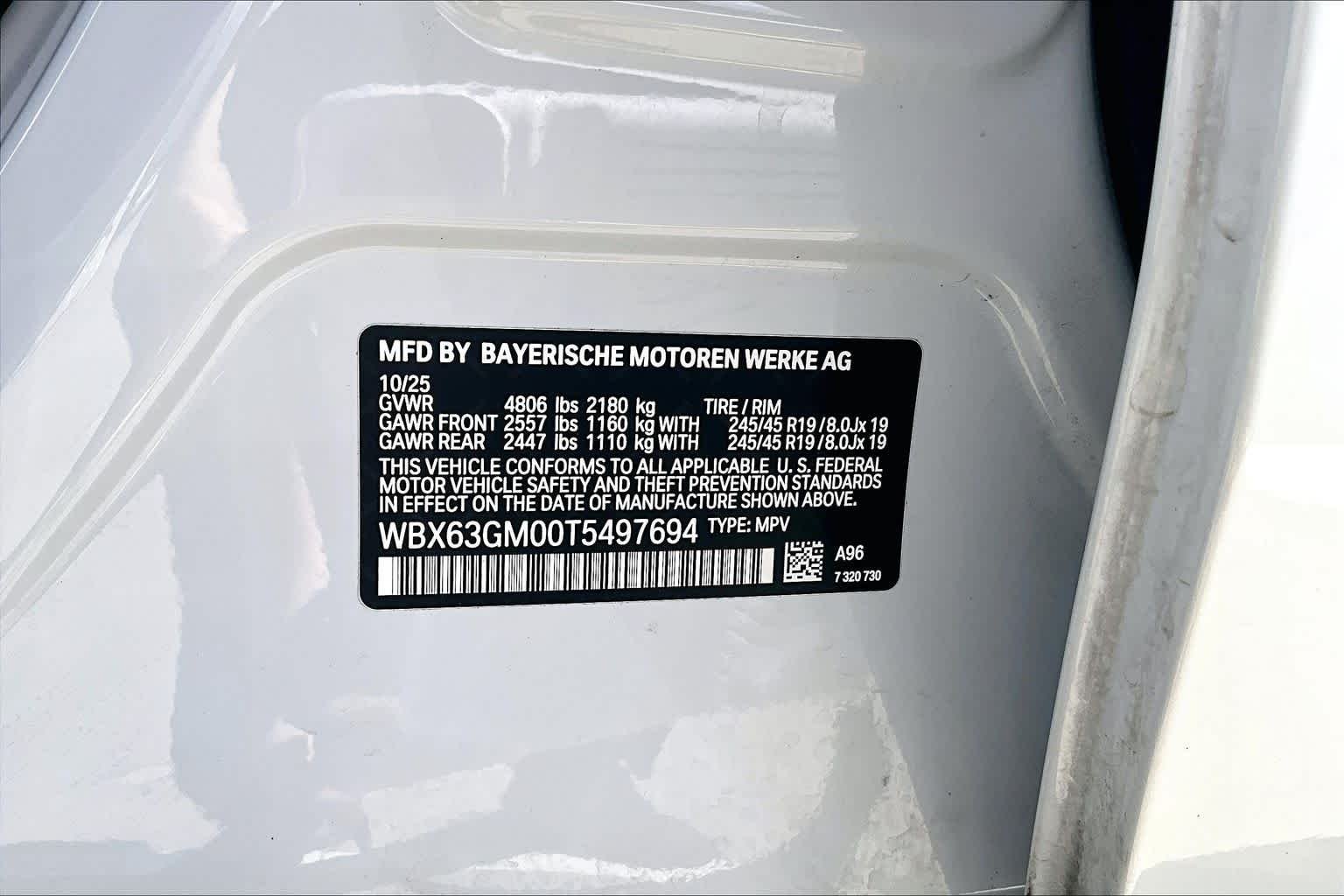 Used 2026 Mineral White Metallic BMW xDrive28i image 33