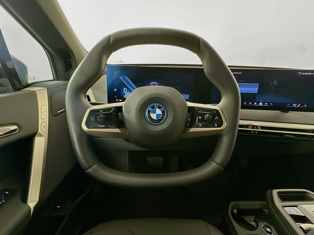 Used 2024 Blue BMW xDrive50 image 11