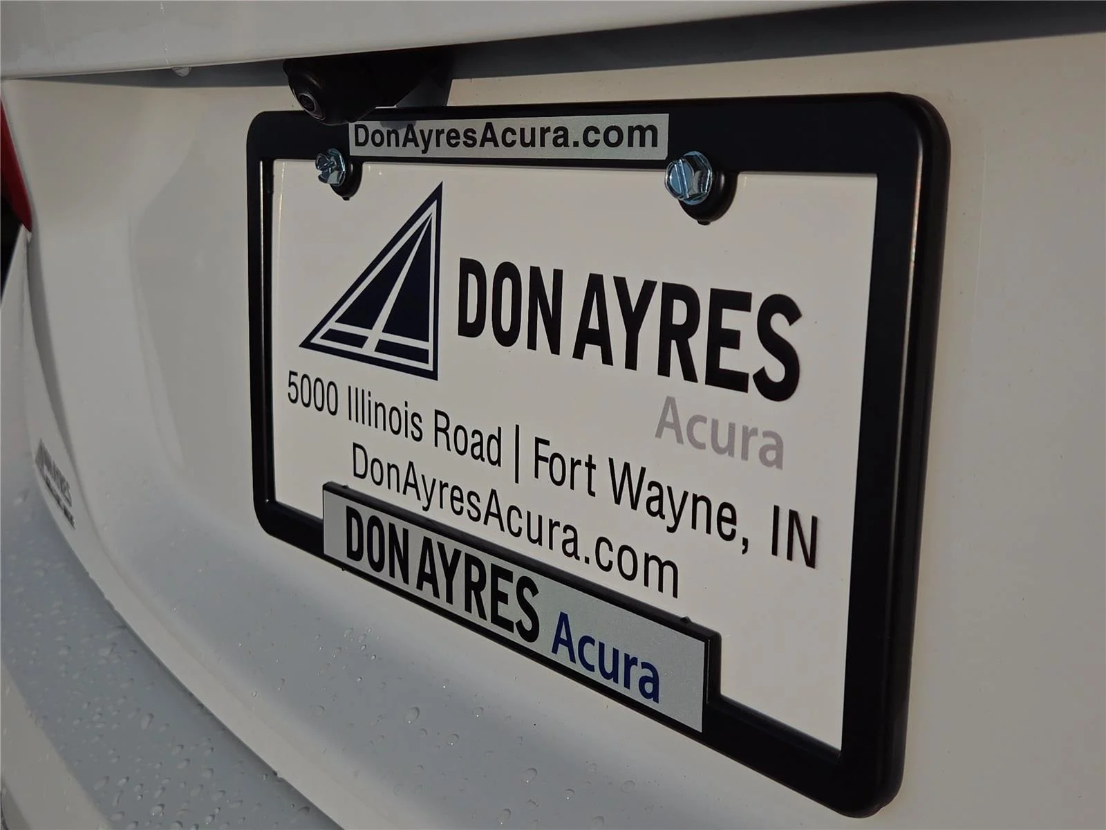 Used 2024 Summit White Chevrolet LT image 31