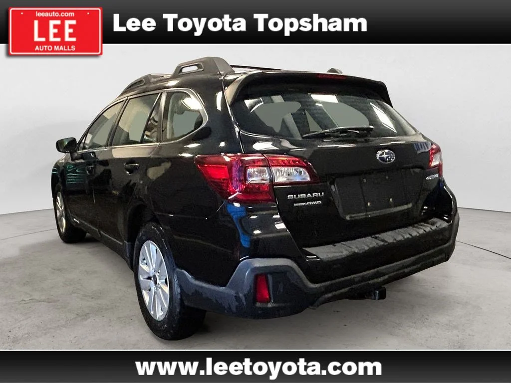 Used 2019 Crystal Black Silica Subaru 2.5i image 3