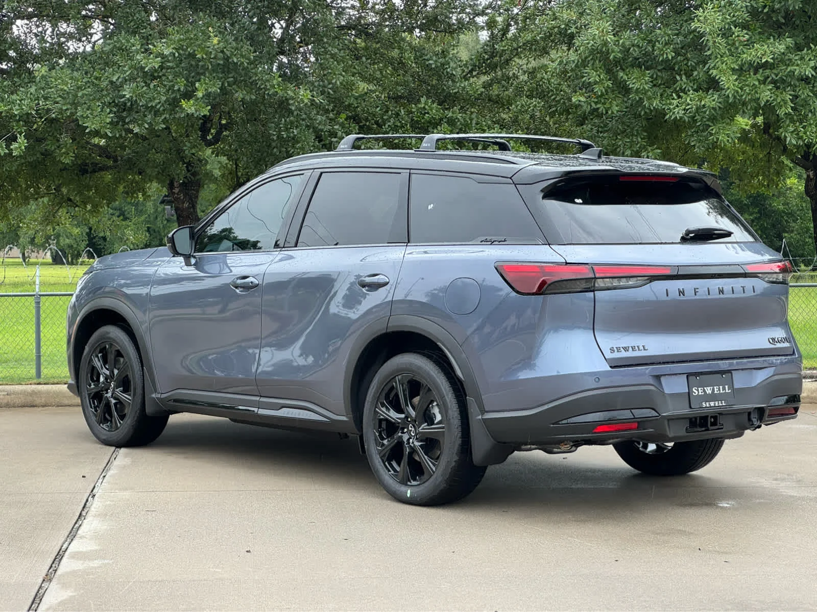 New 2027 2T MNBW BLUE INFINITI Autograph AWD image 4