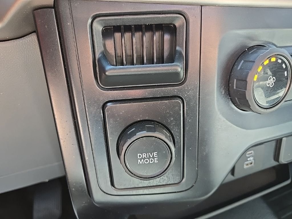 Used 2021 White Ford XL image 55