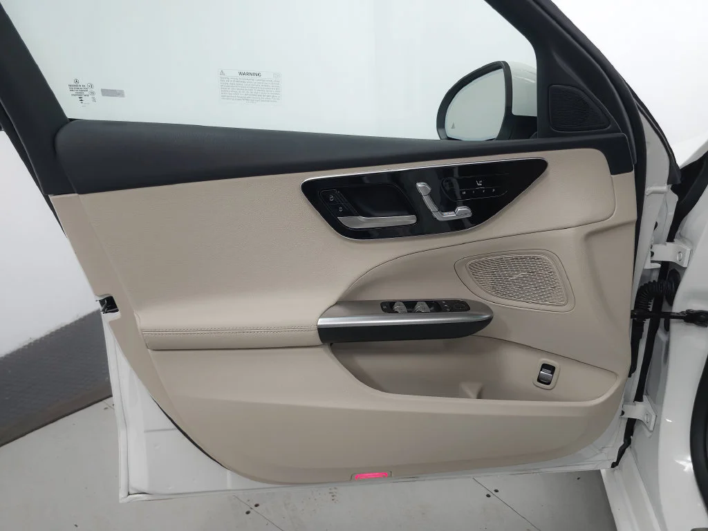 Used 2026 Polar White Mercedes-Benz C 300 image 5
