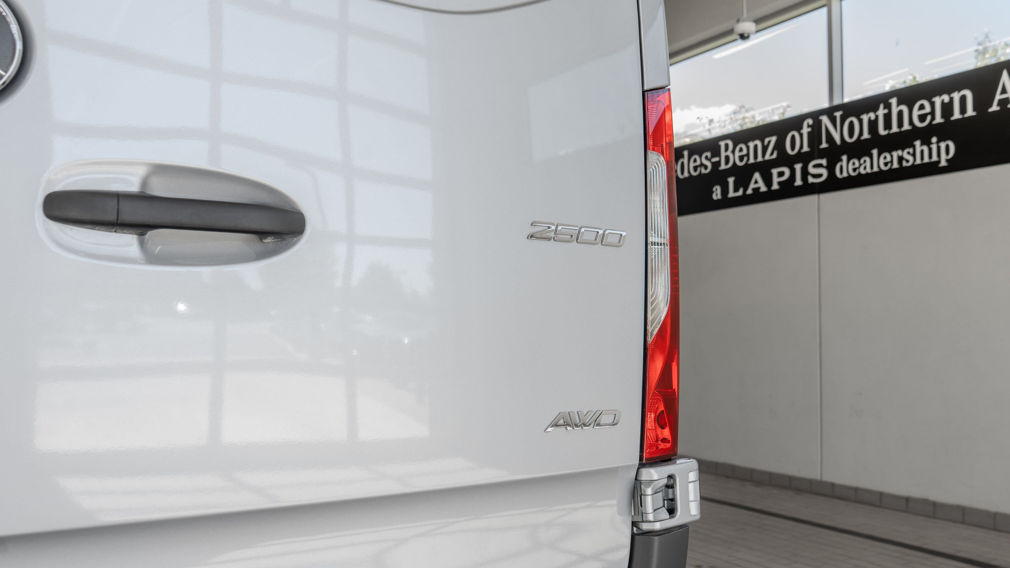 New 2025 High-tech silver metallic Mercedes-Benz Cargo 170 WB image 24