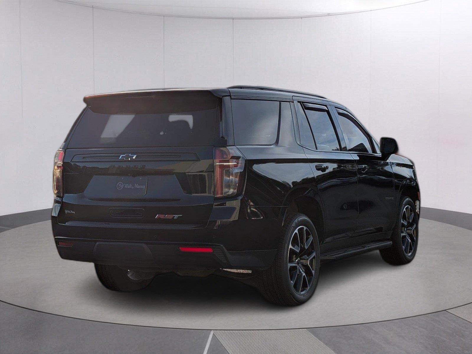 Used 2023 BLACK Chevrolet RST image 7