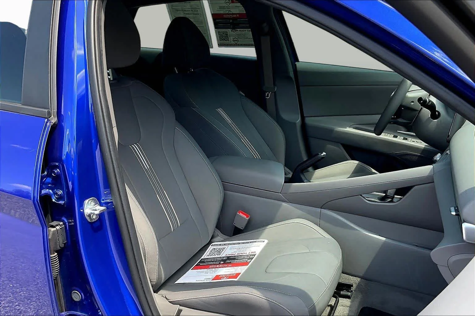 Used 2024 Intense Blue Hyundai SEL image 9