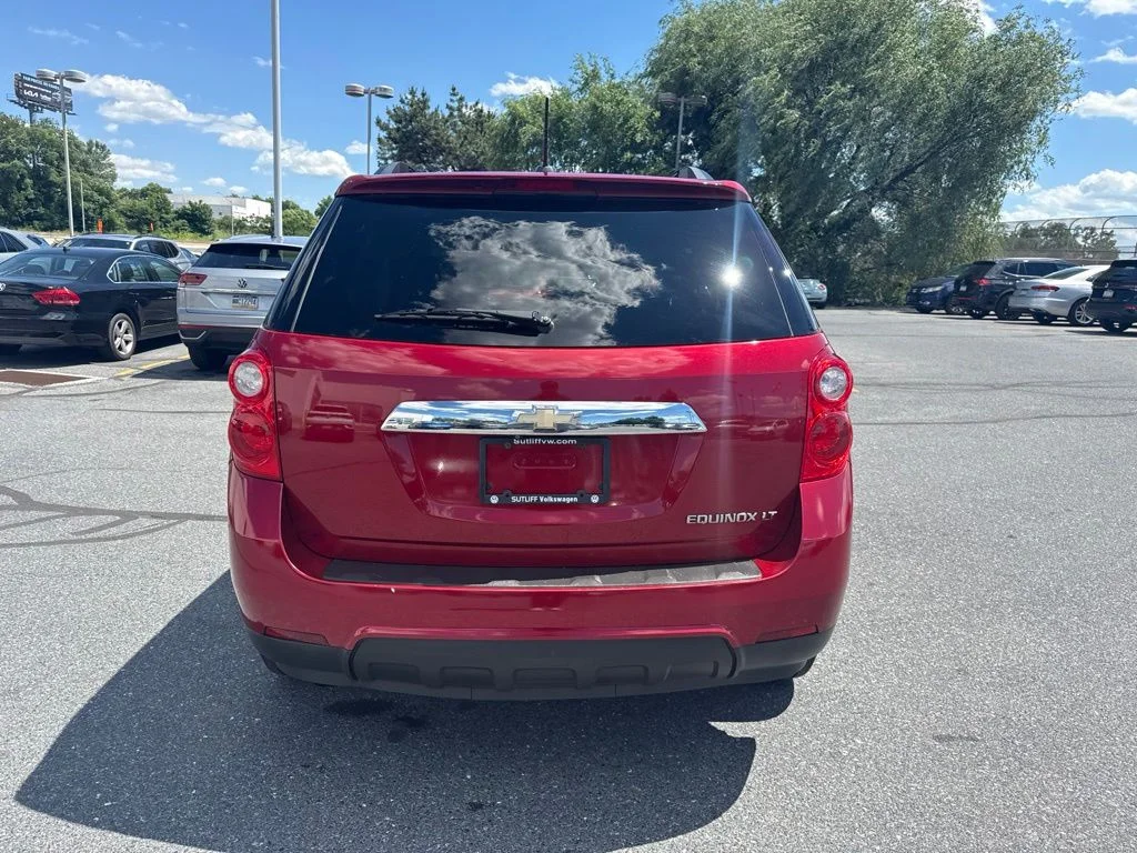 Used 2015 Crystal Red Tintcoat Chevrolet LT image 24