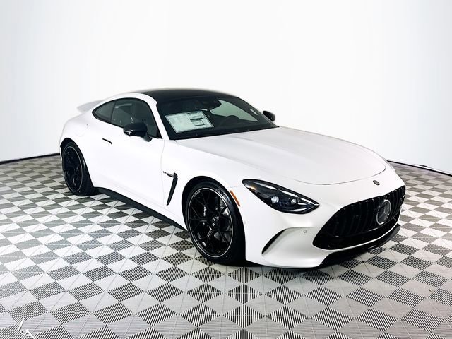 New 2026 MANUFAKTUR opalite white magno Mercedes-Benz Base image 32