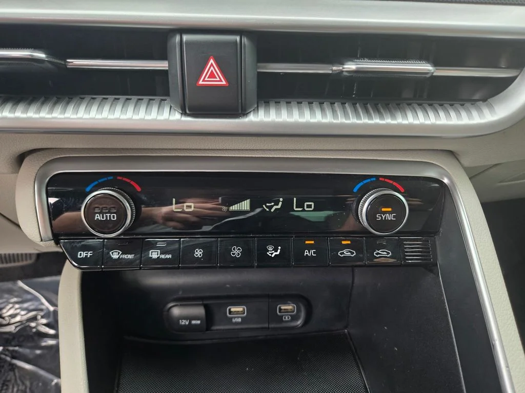 2021 Kia K5 LXS - Photo 17