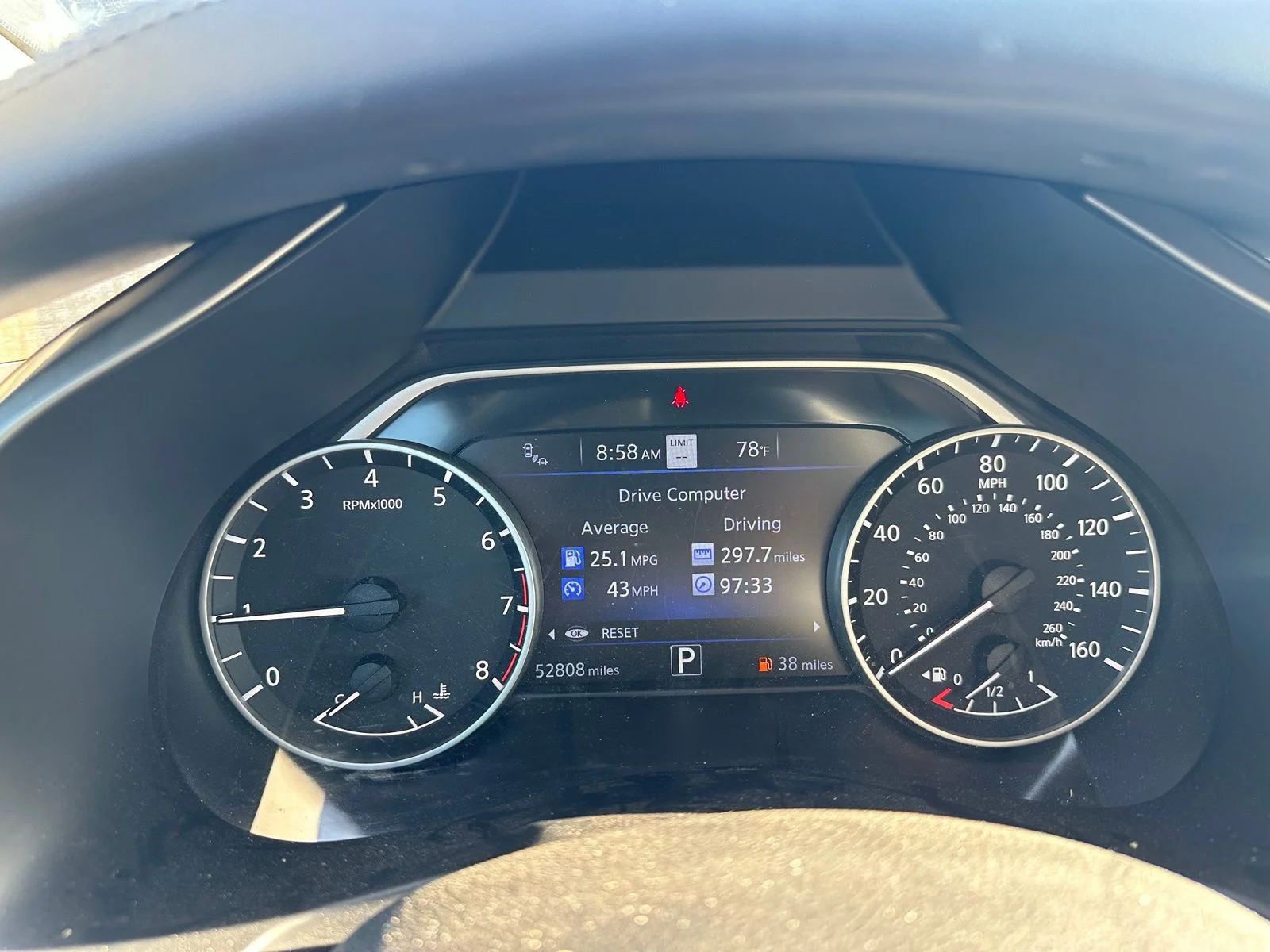 Used 2024 Red Nissan SL image 6