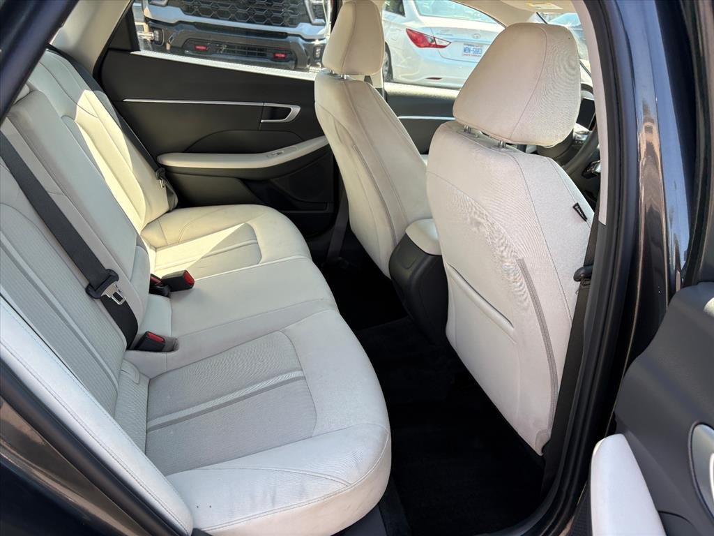 Certified Used 2025 Portofino Gray Metallic Hyundai SEL image 18