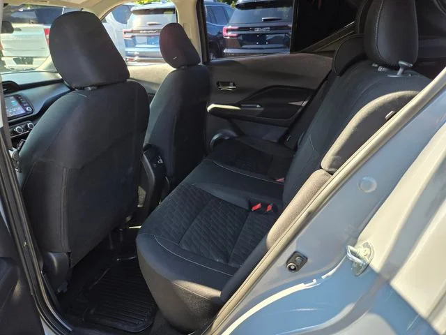 Used 2024 Gray Nissan SV image 12