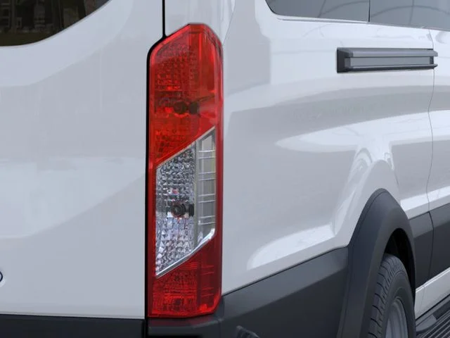 New 2026 Oxford White Ford XL image 22