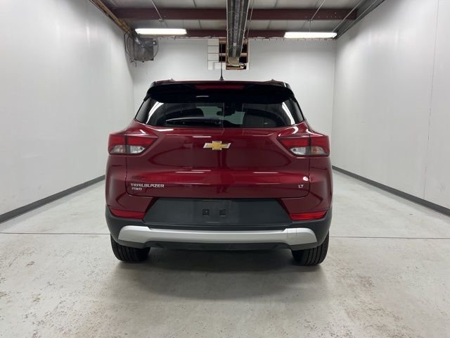 2024 Chevrolet Trailblazer LT photo 2