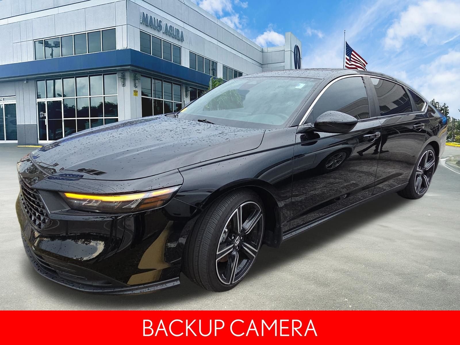 Used 2024  Honda Sport image 11