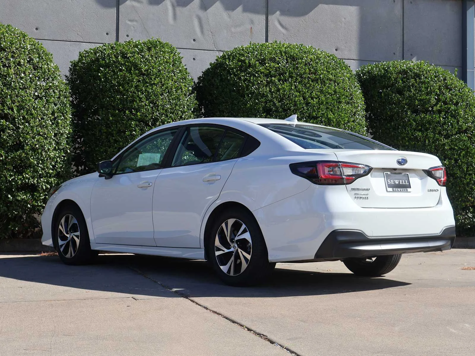 Certified Used 2024 Crystal White Pearl Subaru  image 10