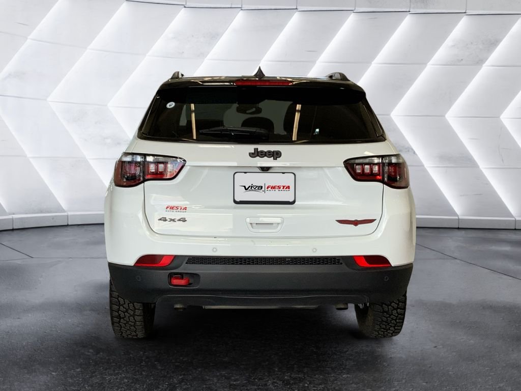 Used 2025 White Jeep Trailhawk image 5