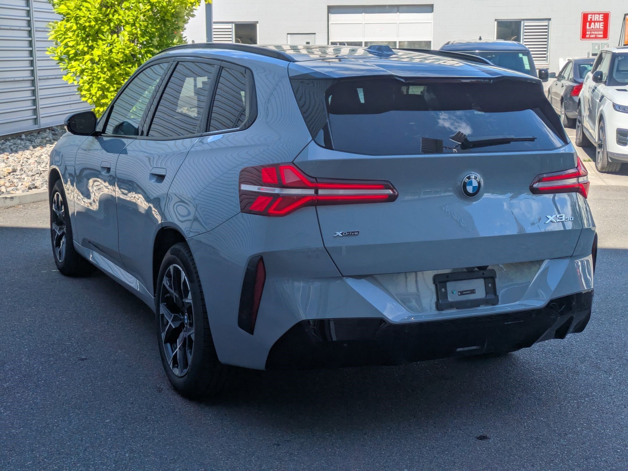 Used 2025 Gray Metallic BMW 30 xDrive image 7