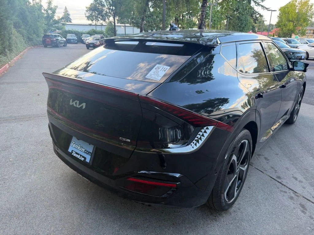 Certified Used 2024 Aurora Black Pearl Kia GT-Line image 4