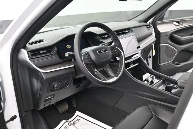 New 2026 Bright White Clearcoat Jeep Limited image 19