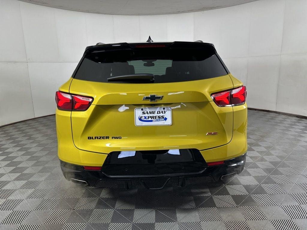 Used 2022 Yellow Metallic Chevrolet RS image 18