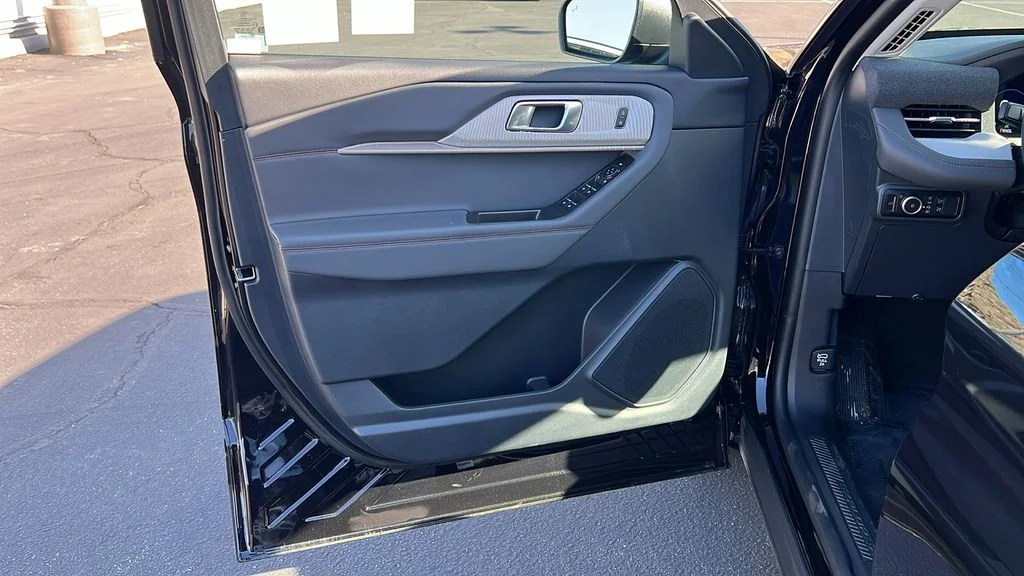 New 2026 Agate Black Metallic Ford Active image 13