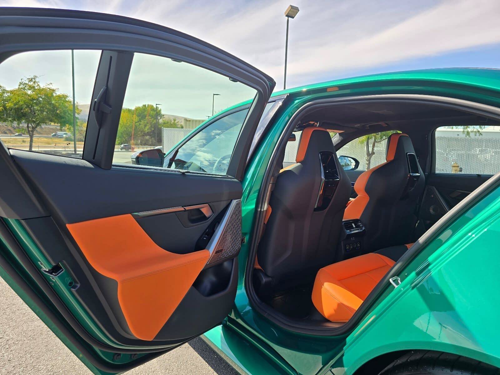 New 2027 Isle of Man Green Metallic BMW Base image 15