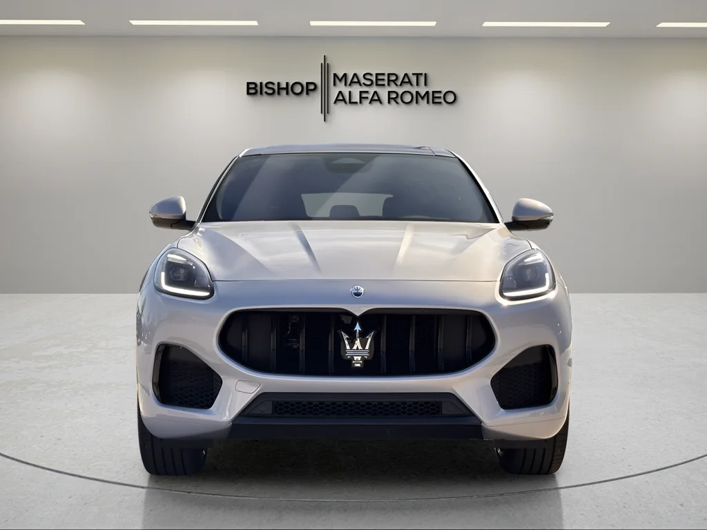 New 2025 White Maserati Modena image 3