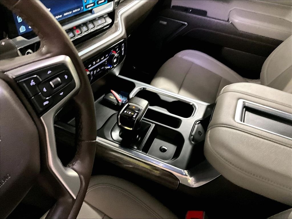 Used 2022 Gray Chevrolet LTZ image 20