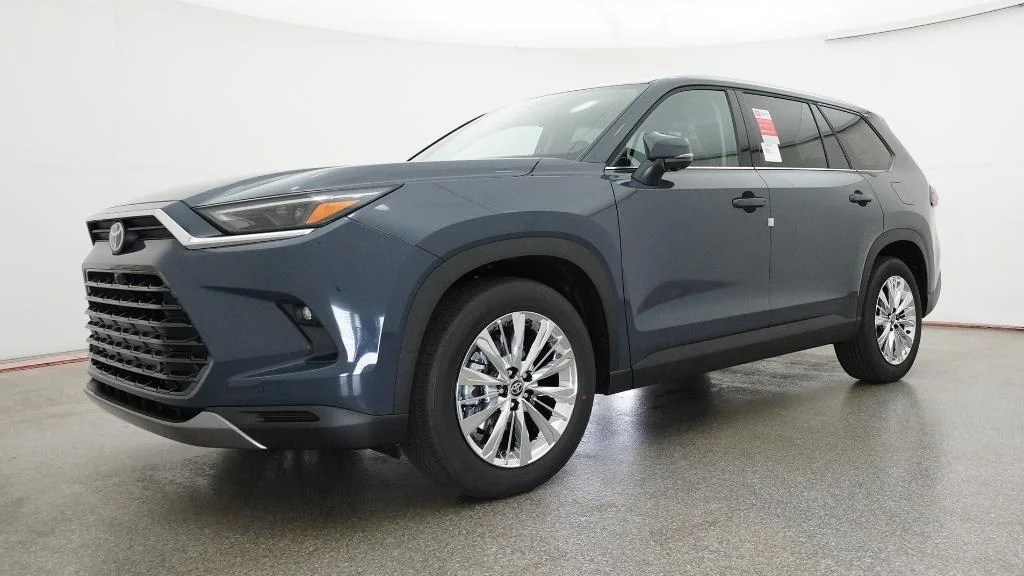 New 2026 Storm Cloud Toyota Platinum image 21