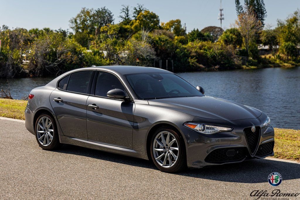2022 Alfa Romeo Giulia