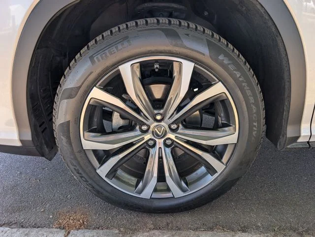 Used 2019 White Pearl Lexus 350L image 7