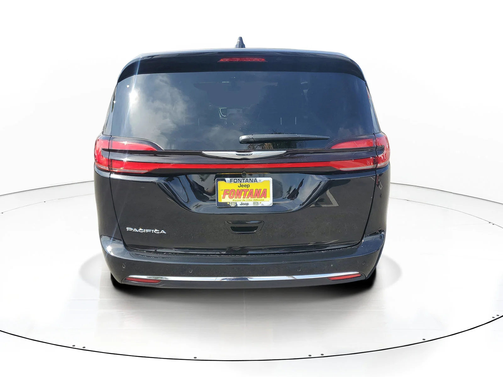 Used 2026 Black Chrysler Select image 4