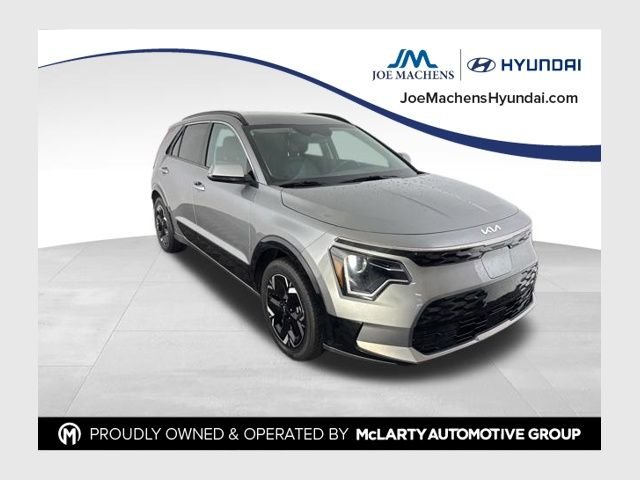 2023 Kia Niro Wind EV's photo
