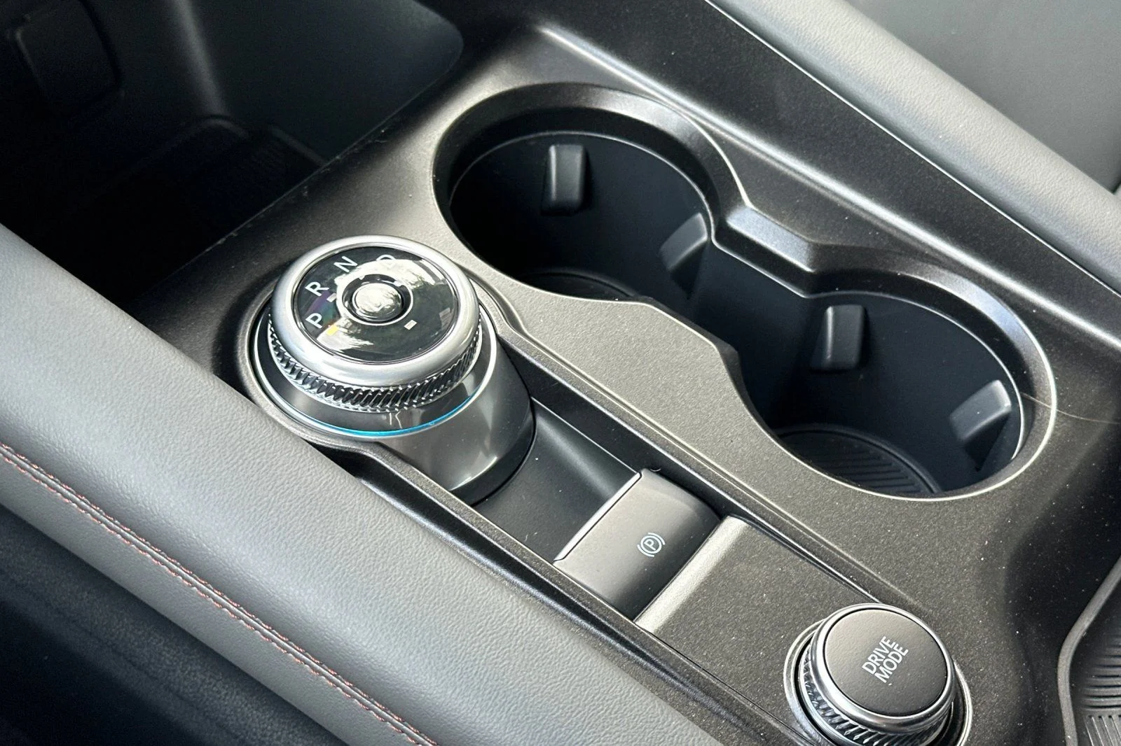 2026 Ford Explorer Active - Photo 19