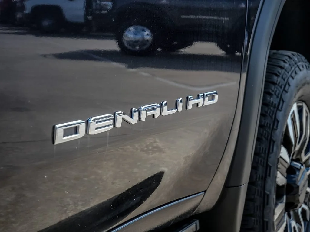 2026 GMC Sierra 2500HD Denali Ultimate - Photo 11