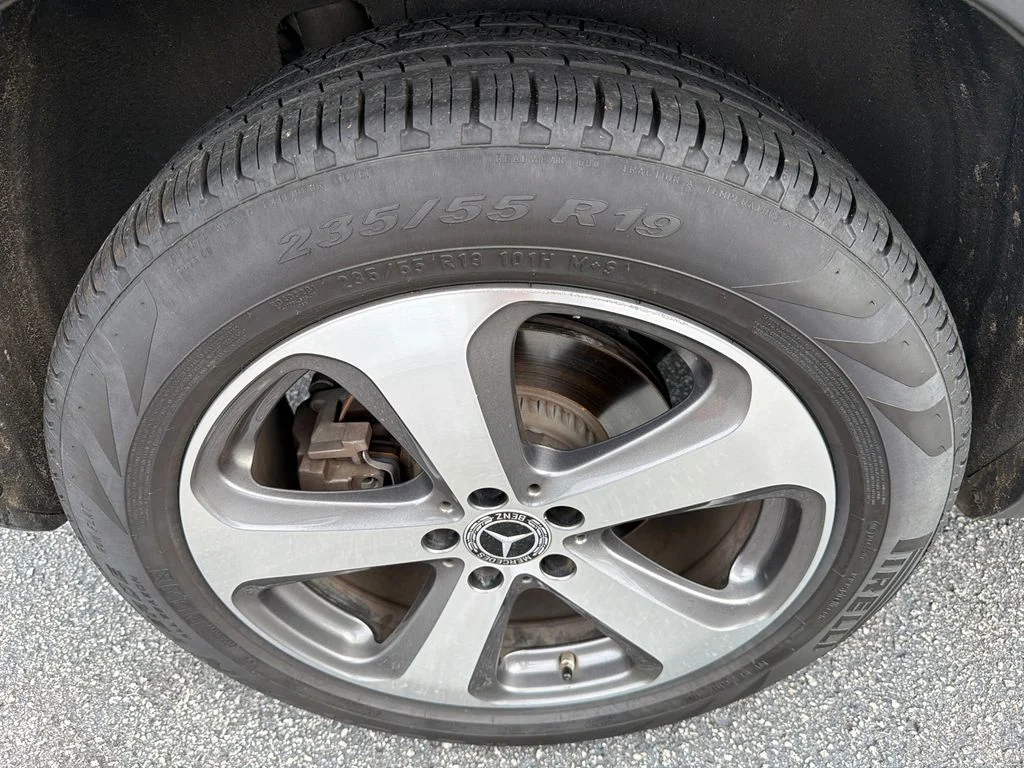Used 2019  Mercedes-Benz GLC 300 image 17