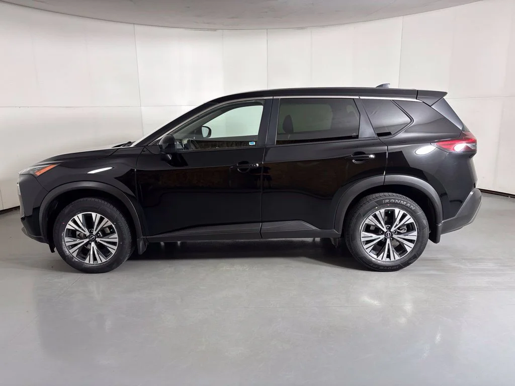 Used 2023 Black Nissan SV image 5