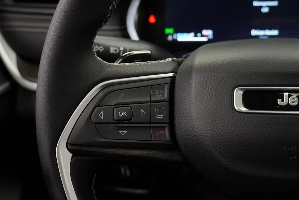 New 2027 High Gloss Black Jeep Limited image 26