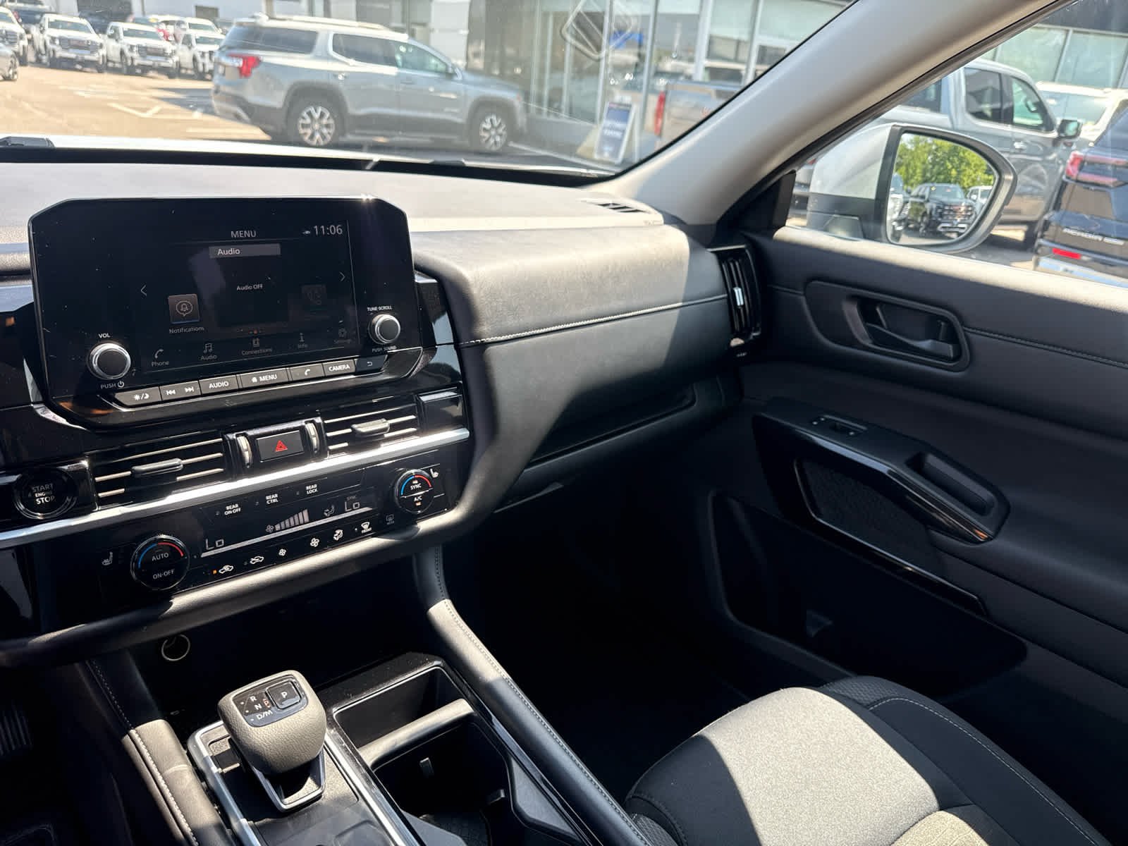 Used 2025 Silver Nissan SV image 16