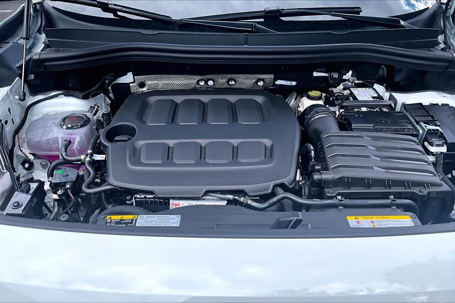 New 2026 Pure White Volkswagen 2.0T SE image 16