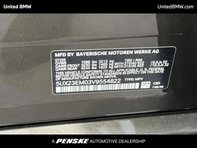 New 2027 Manhattan Green Metallic BMW X7 40i image 16