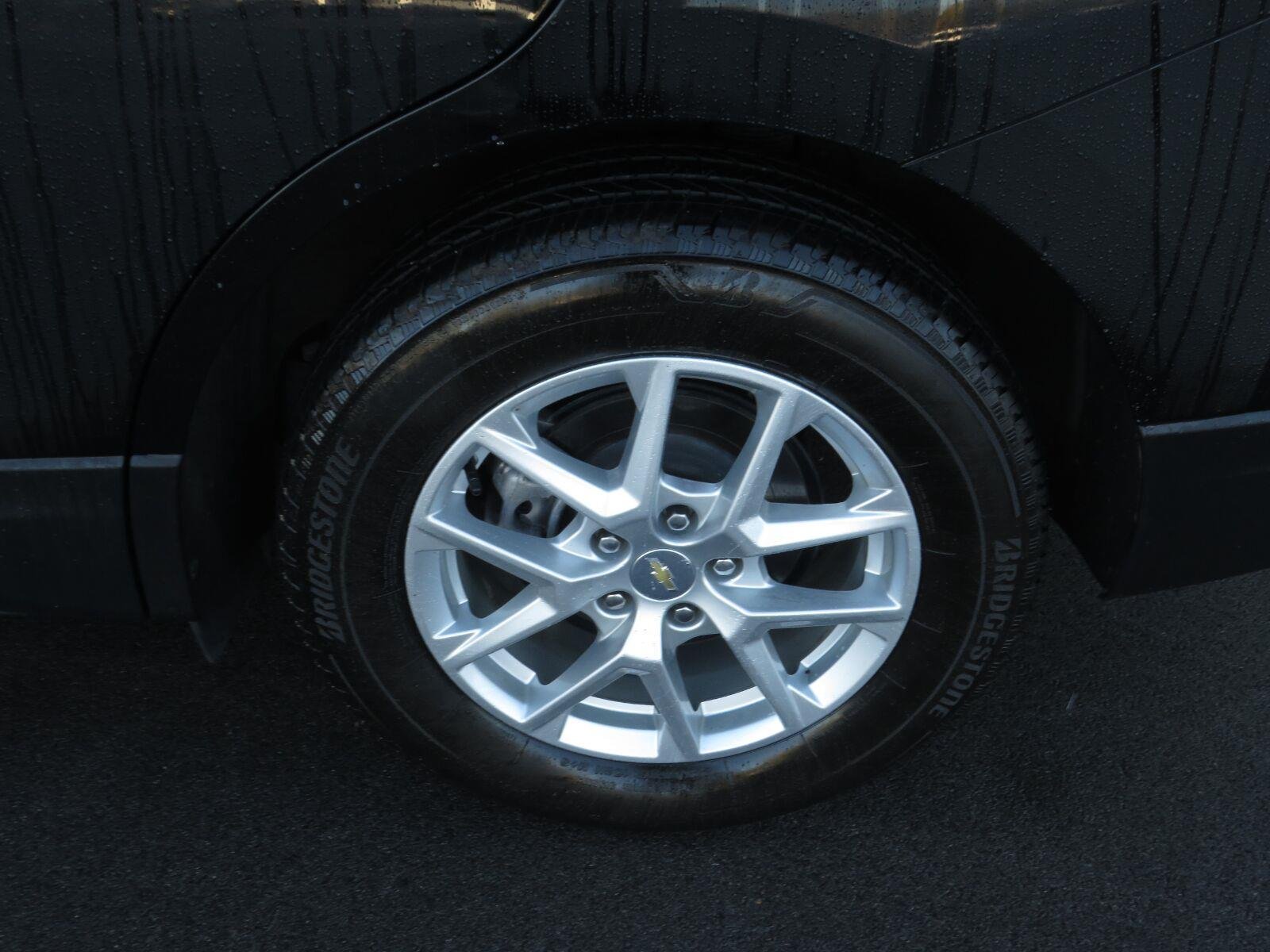 Used 2024 Mosaic Black Metallic Chevrolet LT image 16