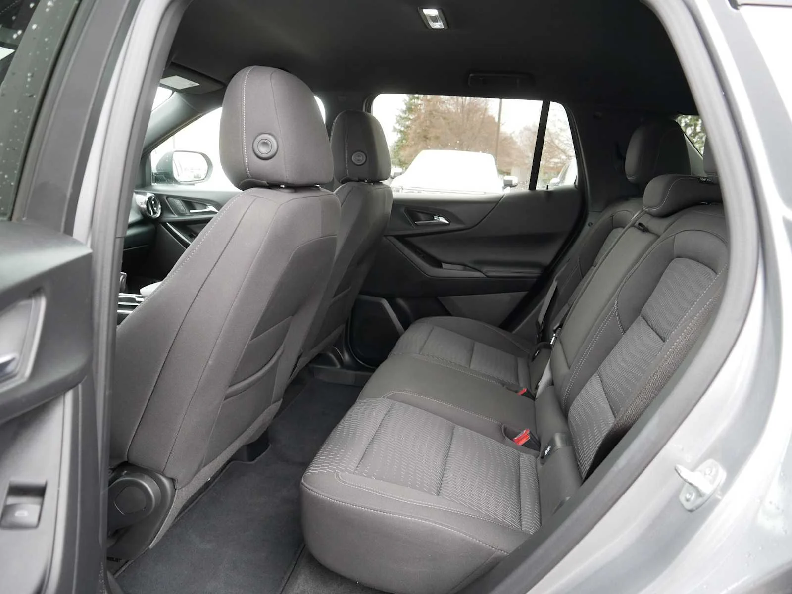 2025 Chevrolet Equinox LT - Photo 34