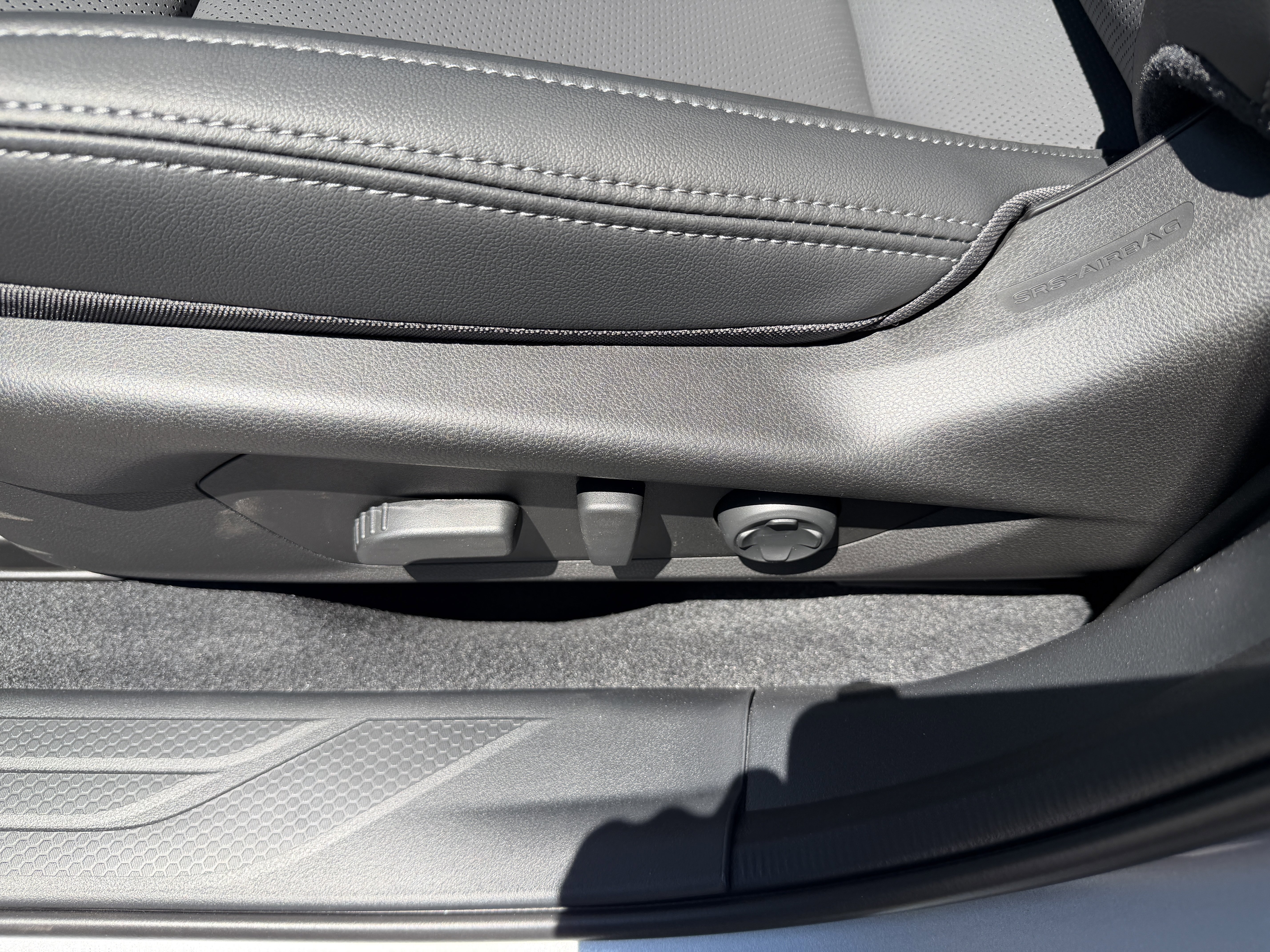 New 2026 ICE SILVER METALLIC Subaru Touring XT image 14