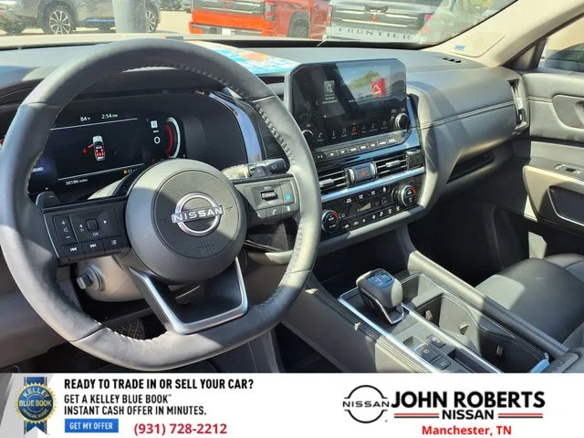 Used 2024 Beige Nissan Platinum image 4