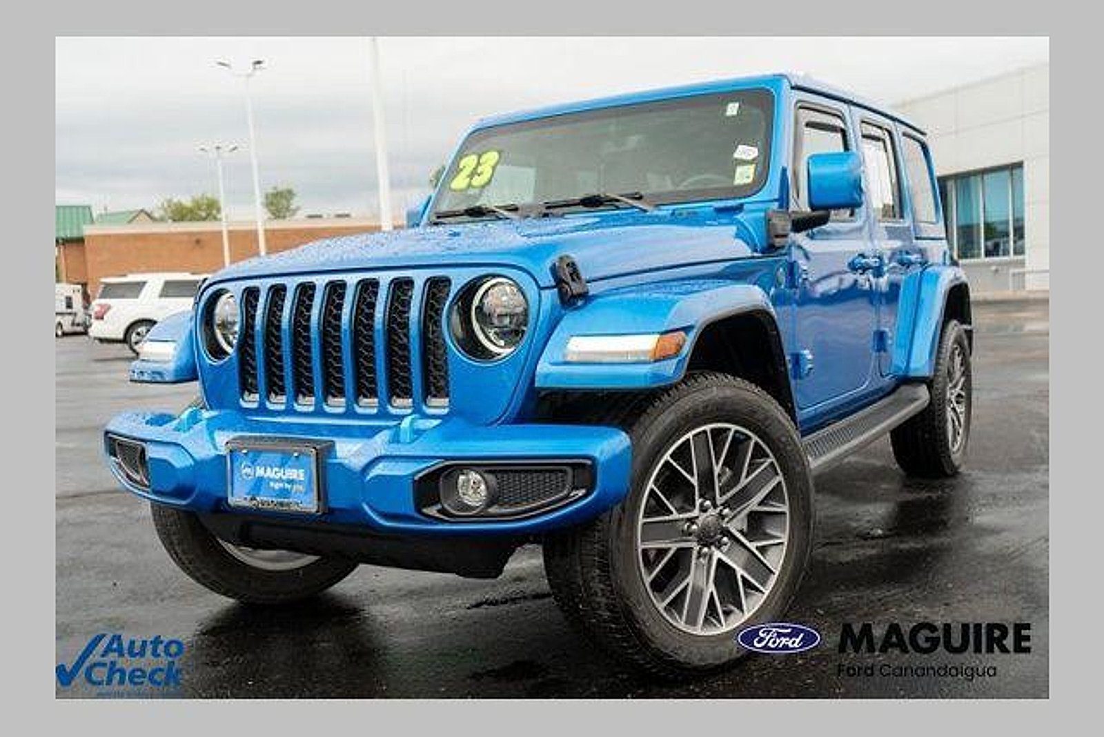 Used 2023 Hydro Blue Pearlcoat Jeep High Altitude 4x4 image 1