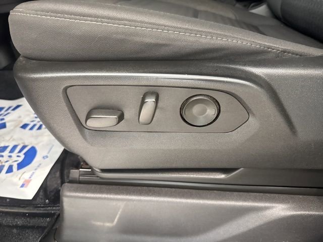 2024 Chevrolet Silverado 3500HD LT - Photo 18