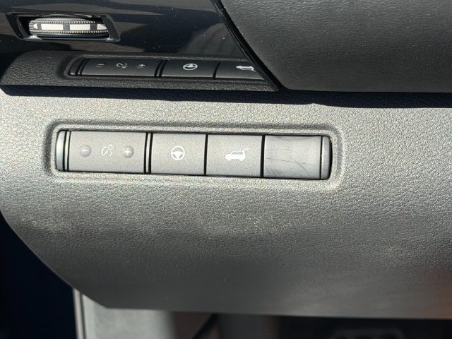 Used 2025 Blue Nissan SV image 30