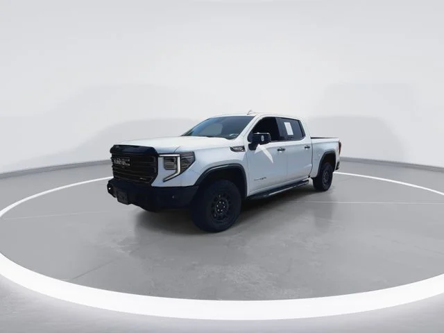 Used 2024 White GMC AT4X image 4